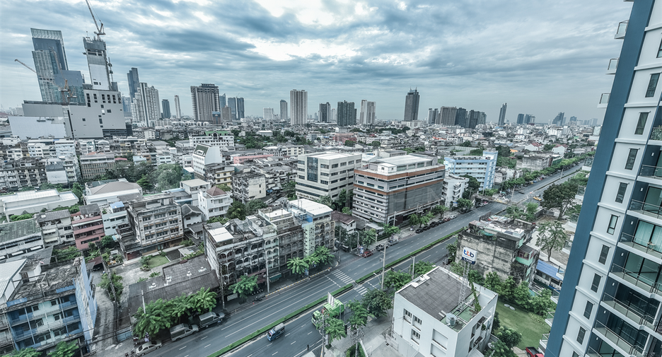 For sale 1 bed condo in Khlong San, Bangkok