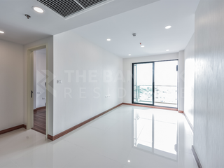 À vendre 1 chambre condo à Khlong San, Bangkok