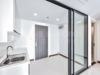 À vendre 1 chambre condo à Khlong San, Bangkok