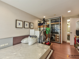 Condo en venta de 2 habitaciones en Bang Rak, Bangkok