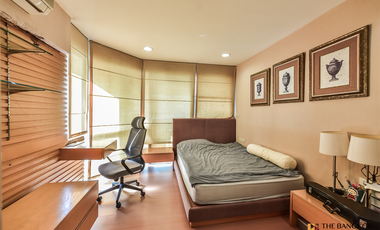 Condo en venta de 2 habitaciones en Bang Rak, Bangkok