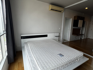 Продажа 1 кровать кондо в Кхлонг Сан, Бангкок