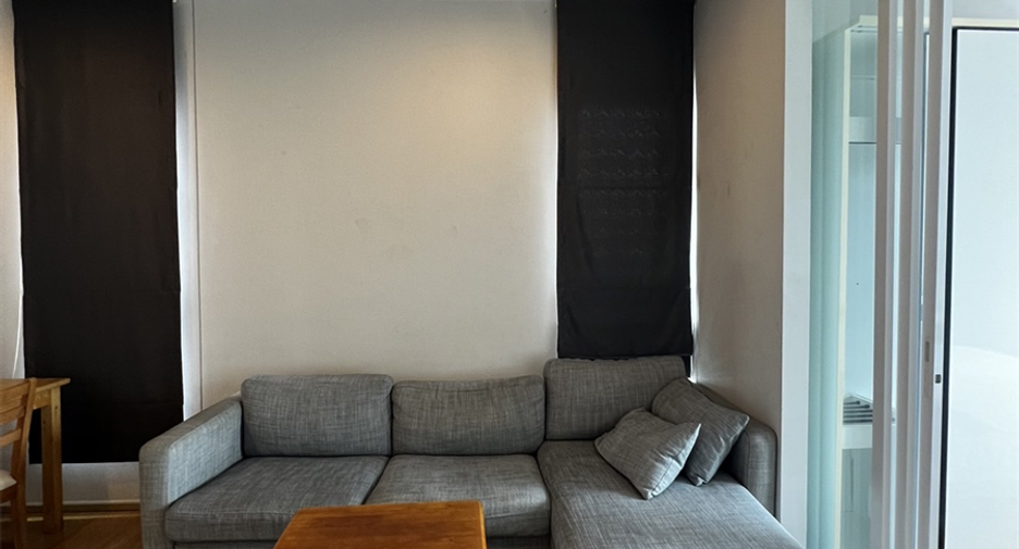À vendre 1 chambre condo à Khlong San, Bangkok