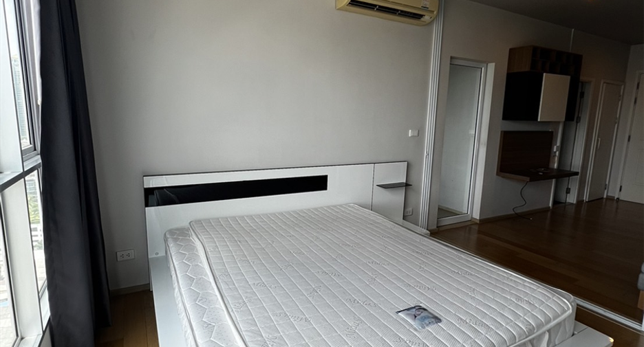 À vendre 1 chambre condo à Khlong San, Bangkok