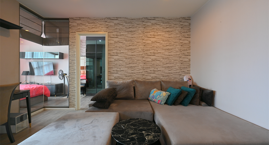 For sale 1 Beds condo in Khlong Toei, Bangkok