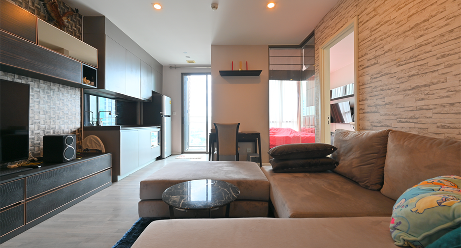 For sale 1 Beds condo in Khlong Toei, Bangkok