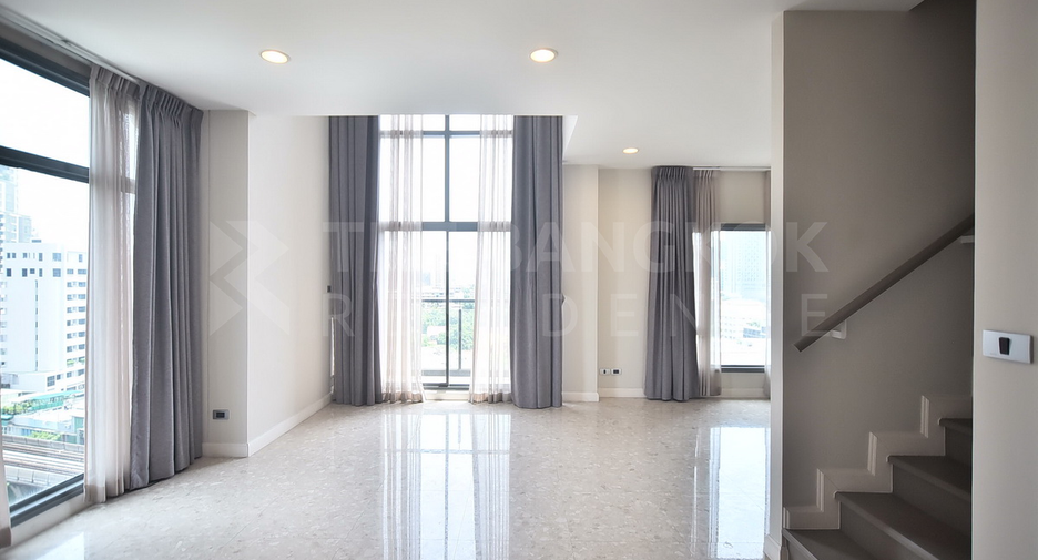 ขาย 2 ห้องนอน คอนโด ใน คลองเตย, กรุงเทพฯ