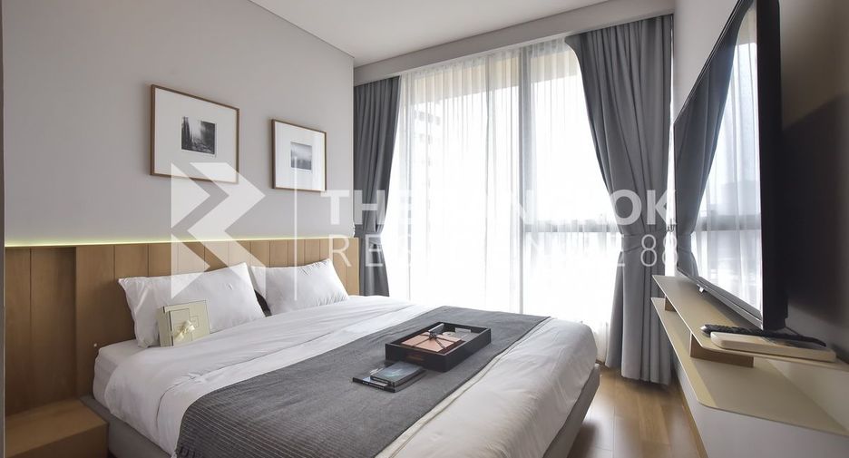 For sale 2 bedrooms condo in Khlong Toei, Bangkok
