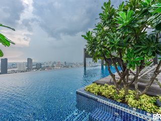 For sale 2 bedrooms condo in Khlong San, Bangkok