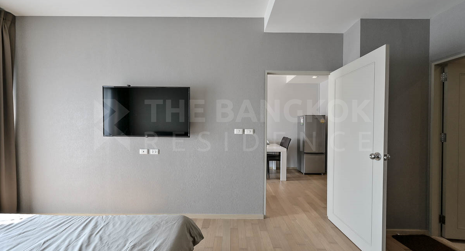 For sale 1 bed condo in Khlong Toei, Bangkok