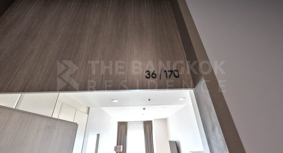 For sale 1 bed condo in Khlong Toei, Bangkok