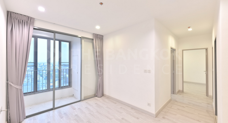 Condo en venta de 2 habitaciones en Phra Khanong, Bangkok