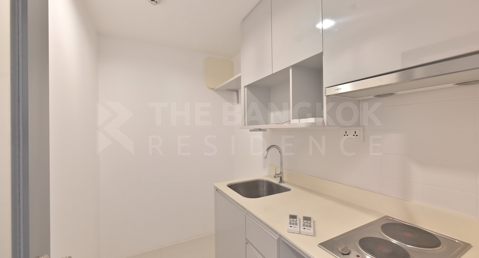 Condo en venta de 2 habitaciones en Phra Khanong, Bangkok