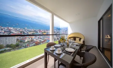 For sale 2 bedrooms condo in South Pattaya, Pattaya