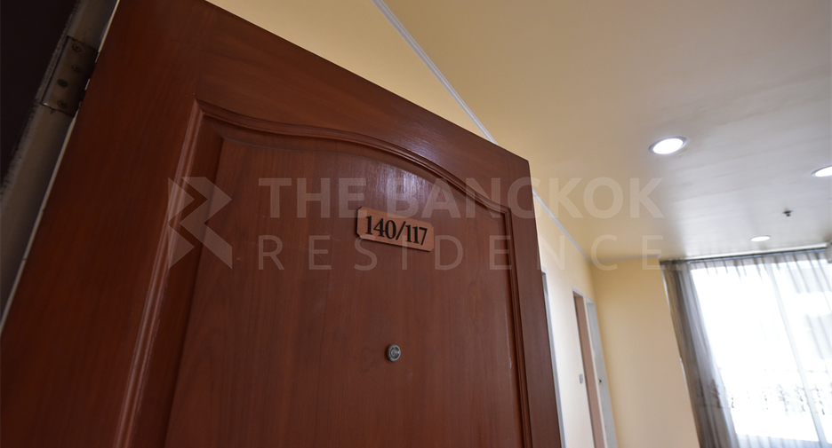 For sale 4 bedrooms condo in Sathon, Bangkok