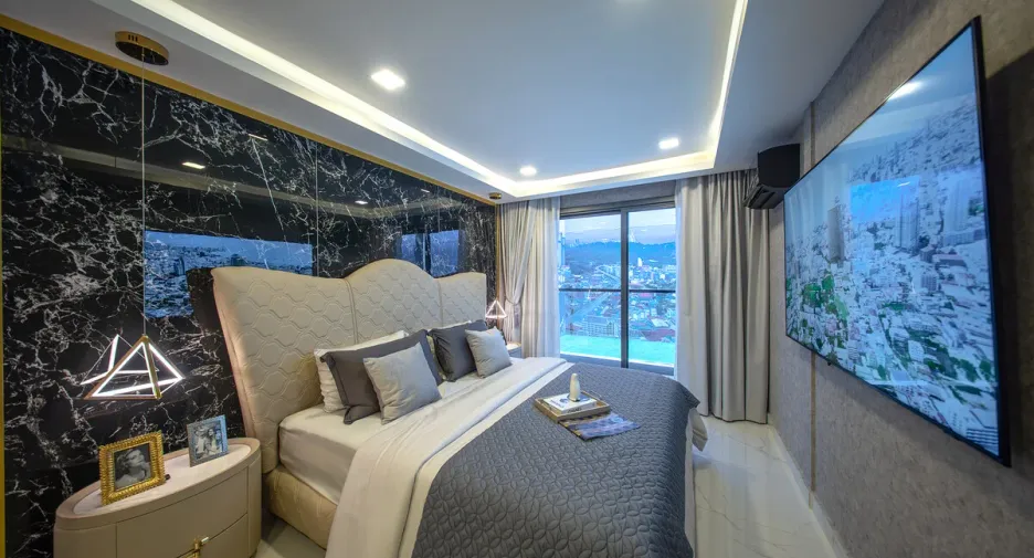 For sale 3 bedrooms condo in South Pattaya, Pattaya