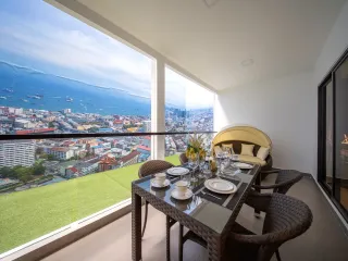 For sale 3 bedrooms condo in Bang Lamung, Chonburi
