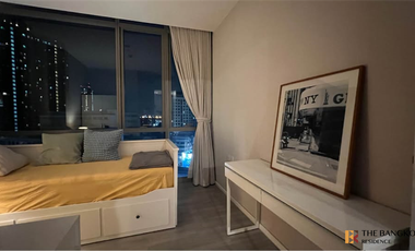 For sale 2 bedrooms condo in Khlong Toei, Bangkok