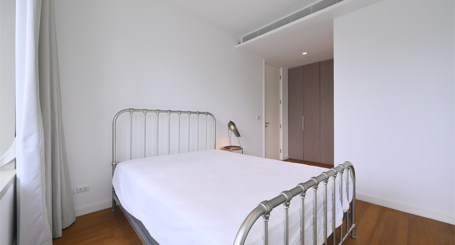 For sale 2 ベッドルーム condo in Pathum Wan, Bangkok