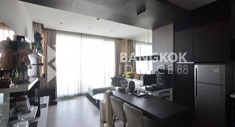 For sale 1 bed condo in Watthana, Bangkok