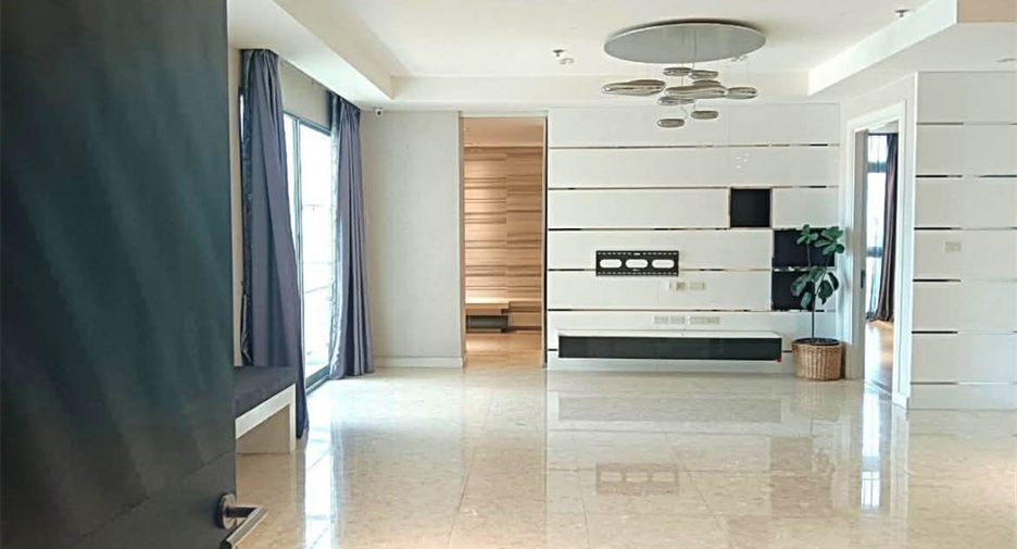 À vendre 2 chambres condo à Khlong Toei, Bangkok
