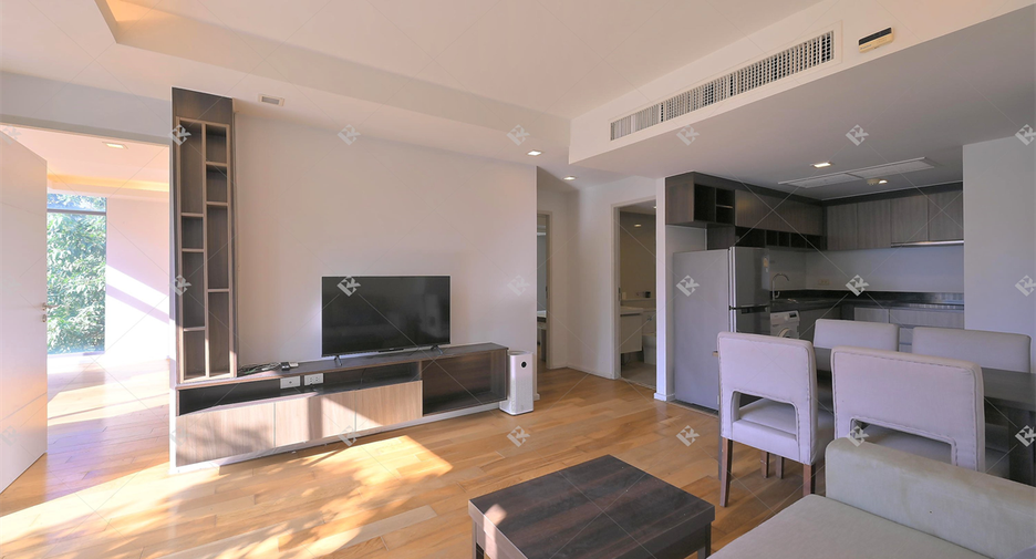 À vendre 2 chambres condo à Khlong Toei, Bangkok