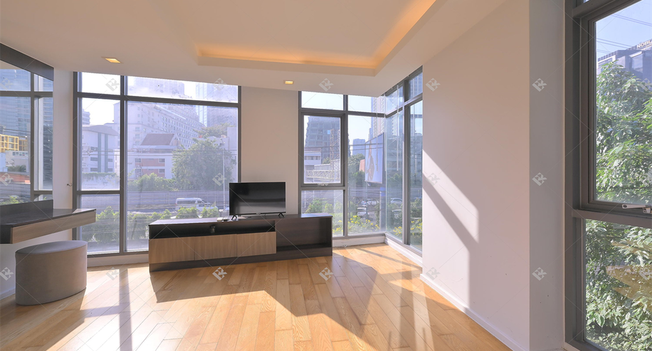 À vendre 2 chambres condo à Khlong Toei, Bangkok
