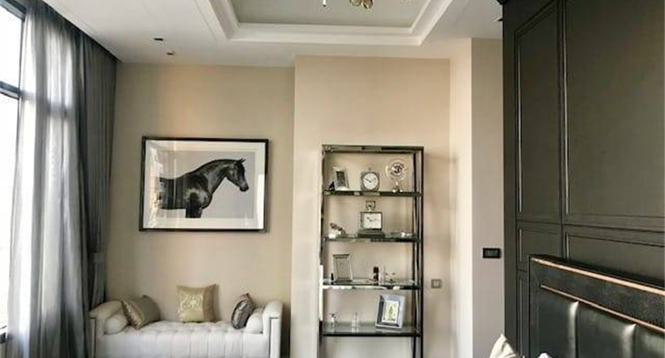Condo en venta de 3 habitaciones en Khlong Toei, Bangkok
