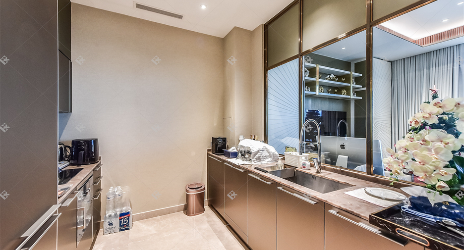 Wohnung zum Kauf mit 2 Zimmer in Khlong San, Bangkok