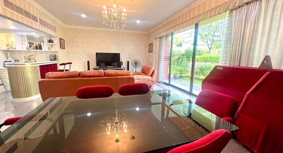 For sale 2 bedrooms condo in Pathum Wan, Bangkok