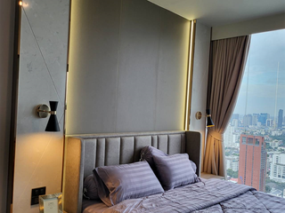 For sale 2 ベッドルーム condo in Khlong Toei, Bangkok