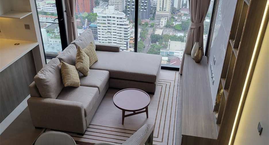 À vendre 2 chambres condo à Khlong Toei, Bangkok