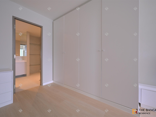 For sale 4 bedrooms condo in Khlong Toei, Bangkok