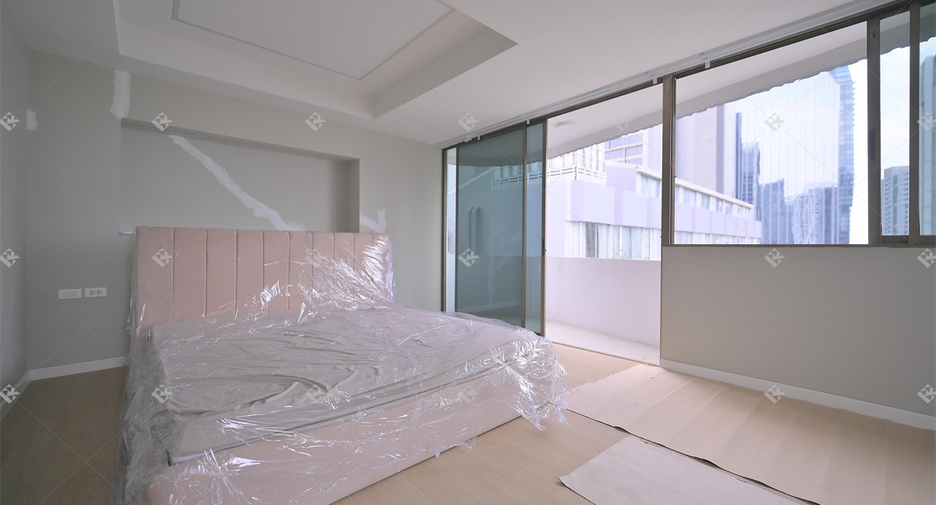 Wohnung zum Kauf mit 4 Zimmer in Khlong Toei, Bangkok