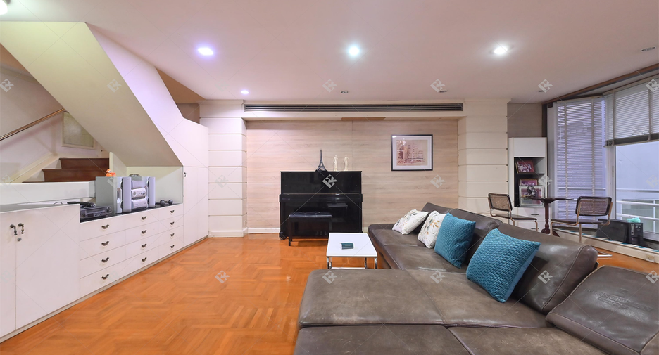 Wohnung zum Kauf mit 4 Zimmer in Khlong Toei, Bangkok