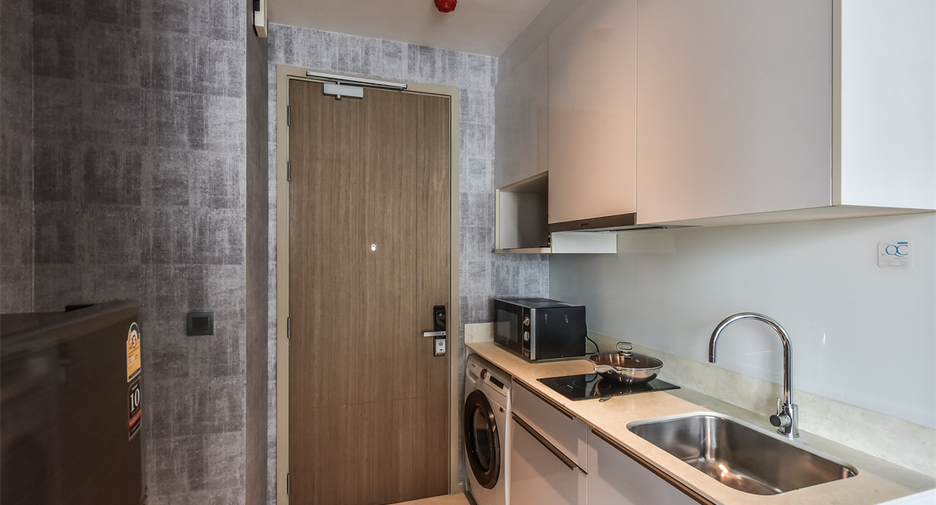 À vendre 1 chambre condo à Bang Rak, Bangkok