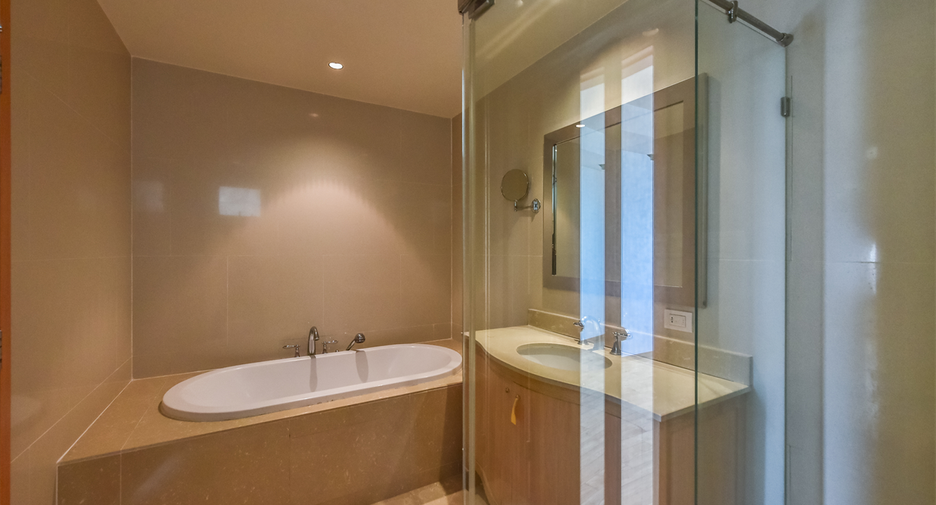 Condo en venta de 2 habitaciones en Sathon, Bangkok