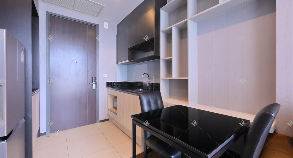 Wohnung zum Kauf mit 1 Zimmer in Khlong Toei, Bangkok