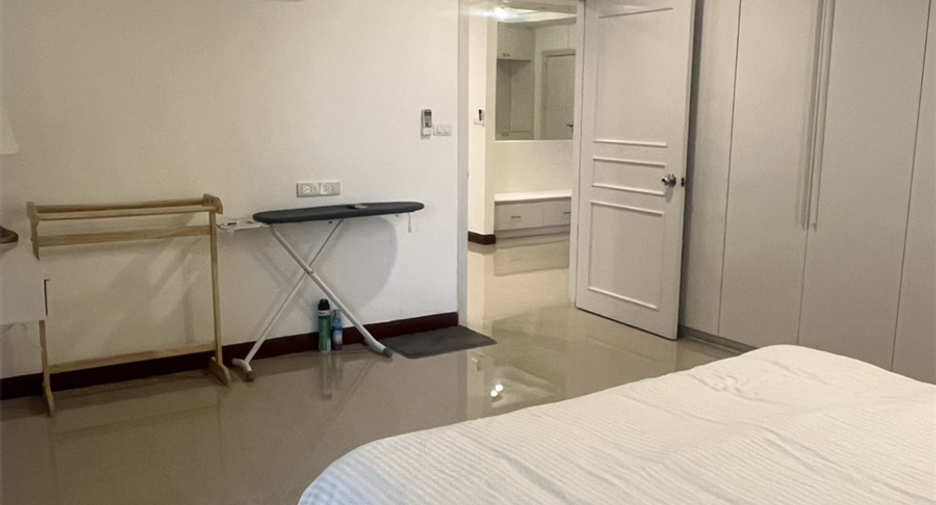 Wohnung zum Kauf mit 3 Zimmer in Khlong Toei, Bangkok