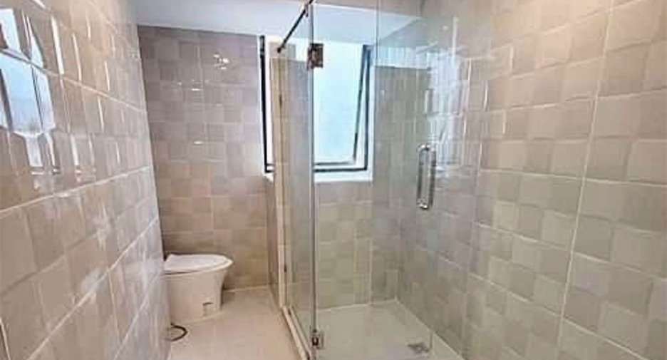 Wohnung zum Kauf mit 3 Zimmer in Khlong Toei, Bangkok