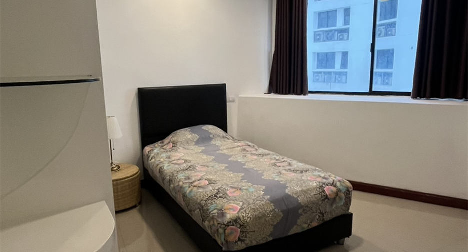 Wohnung zum Kauf mit 3 Zimmer in Khlong Toei, Bangkok