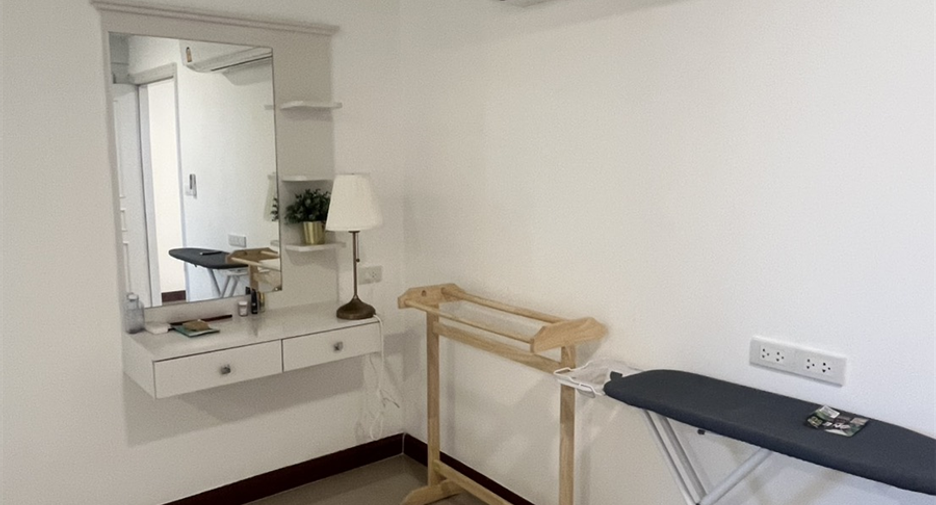 Wohnung zum Kauf mit 3 Zimmer in Khlong Toei, Bangkok