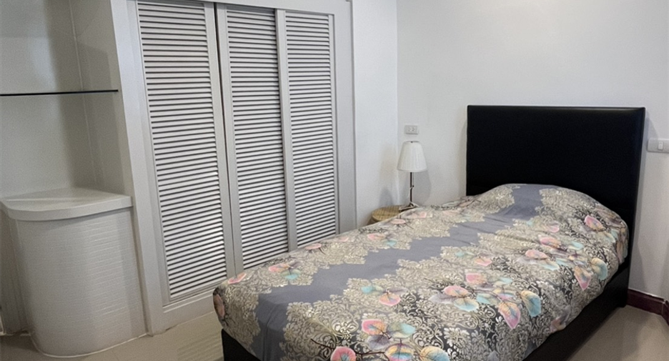 Wohnung zum Kauf mit 3 Zimmer in Khlong Toei, Bangkok