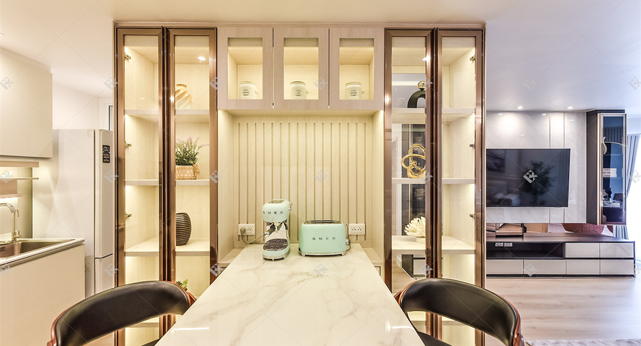 For sale 2 ベッドルーム condo in Yan Nawa, Bangkok