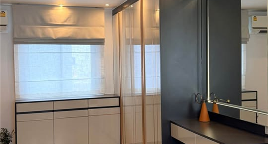 For sale 2 ベッドルーム condo in Yan Nawa, Bangkok