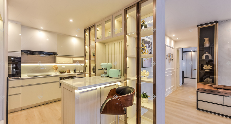 For sale 2 ベッドルーム condo in Yan Nawa, Bangkok