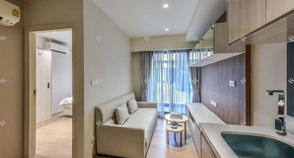 For sale 2 bedrooms condo in Watthana, Bangkok