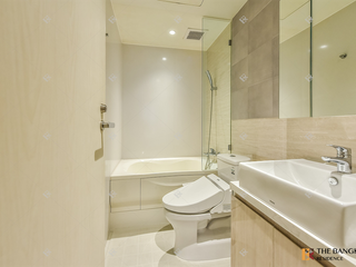 For sale 2 ベッドルーム condo in Watthana, Bangkok