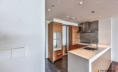 À vendre 3 chambres condo à Yan Nawa, Bangkok