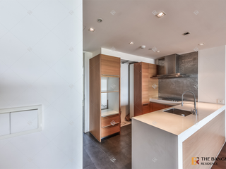 For sale 3 bedrooms condo in Yan Nawa, Bangkok